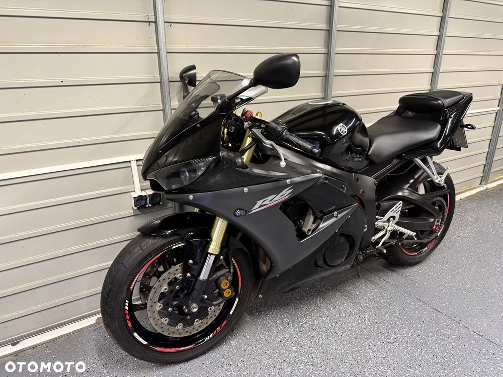 Yamaha R6 - 10