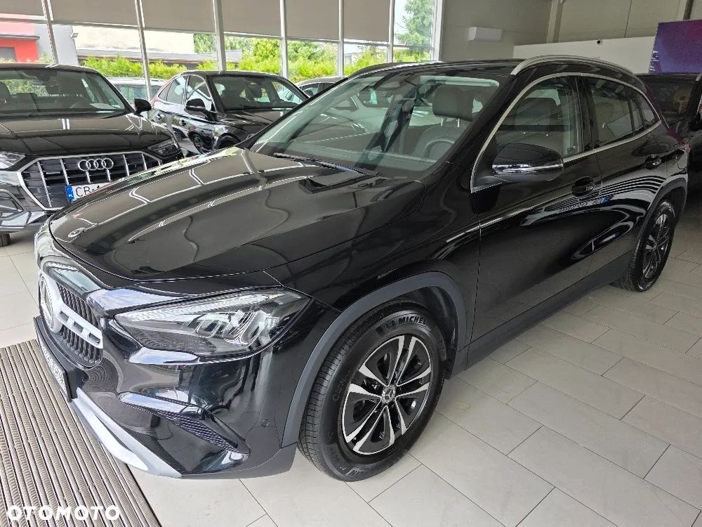 Mercedes-Benz GLA 200 Style - 5