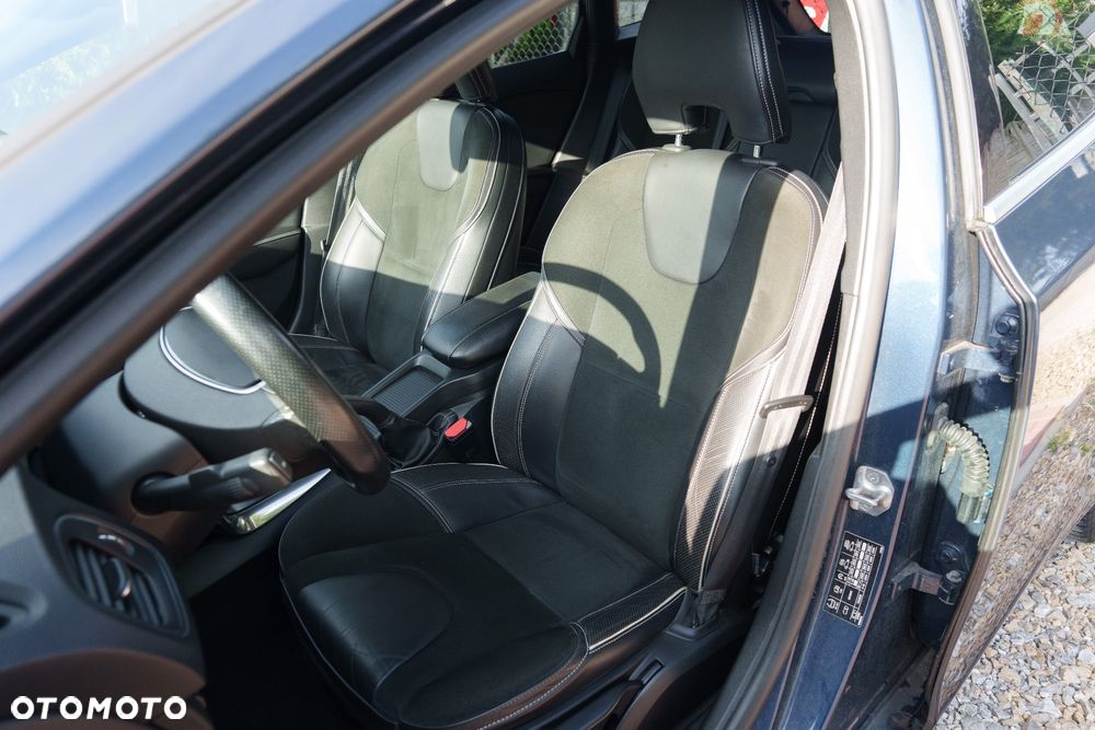 Volvo V40 D4 RDesign - 10