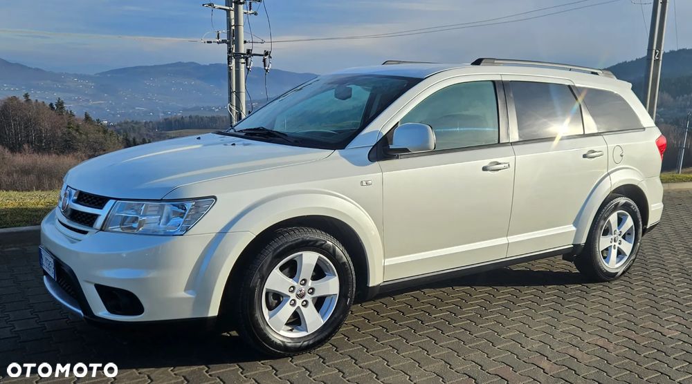 Fiat Freemont 2.0 Multijet 16V DPF Automatik Allrad Lounge - 3