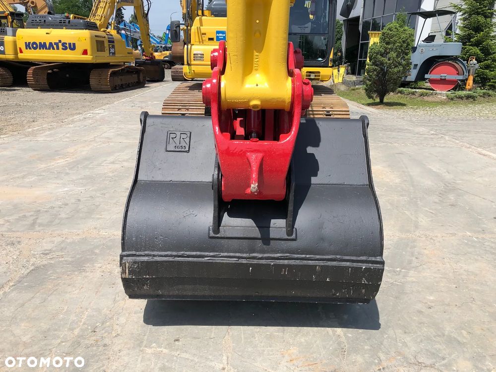 Komatsu PC210LC-11 - 11