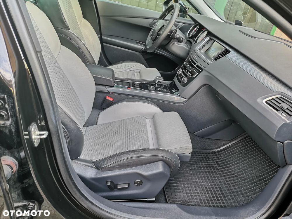 Peugeot 508 RXH Hybrid - 26