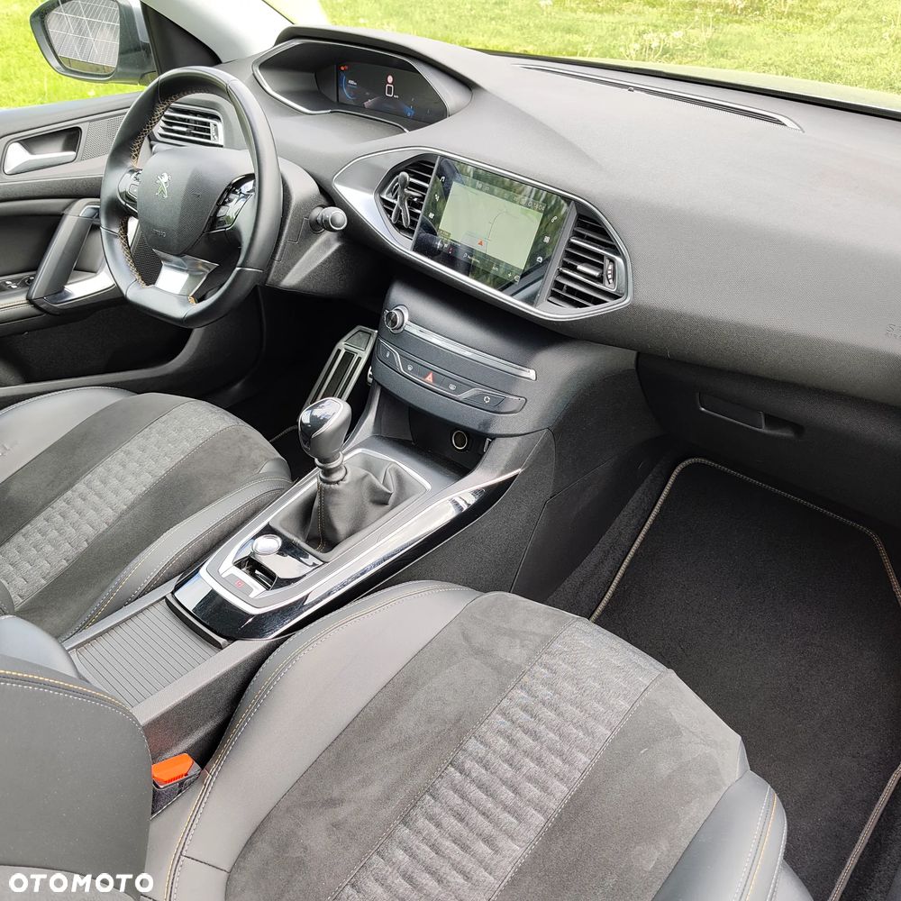 Peugeot 308 - 9
