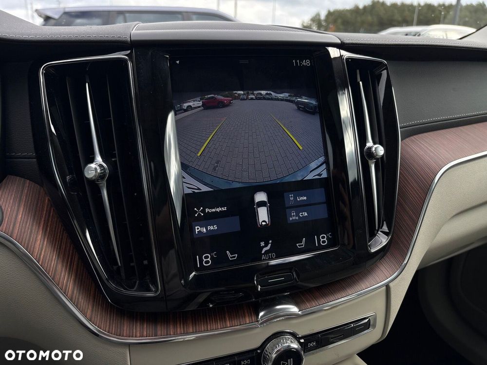 Volvo XC 60 T8 Plug-In Hybrid AWD Inscription - 25
