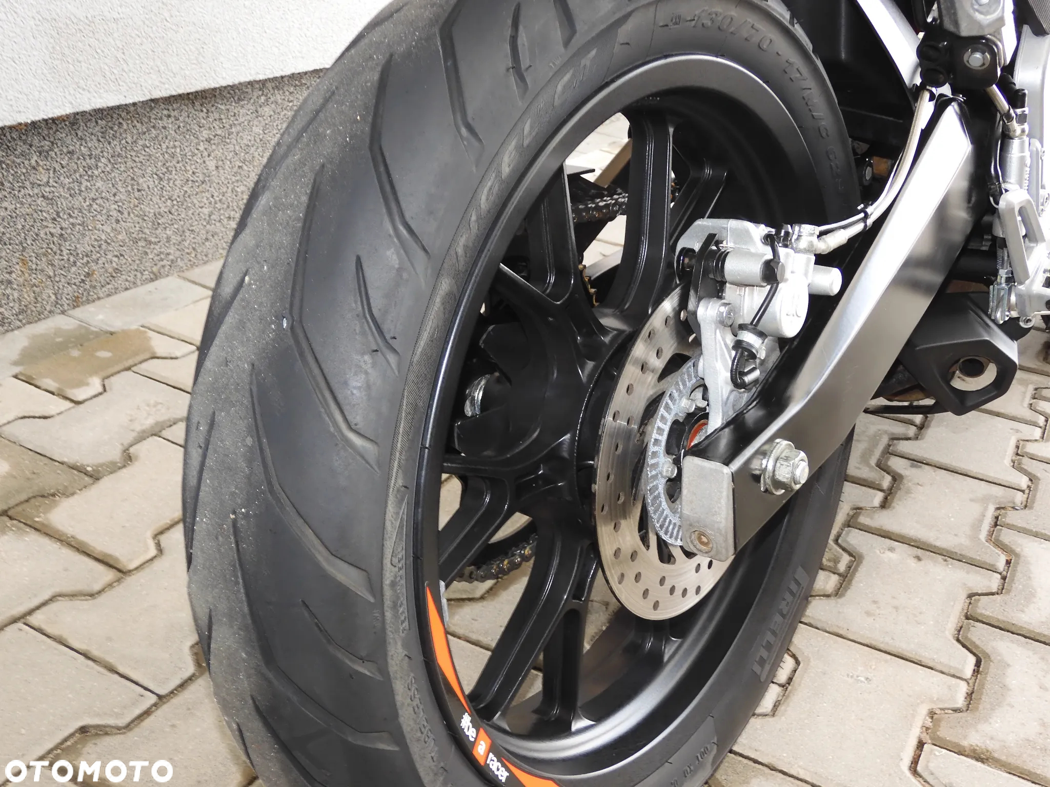 Aprilia Tuono - 12