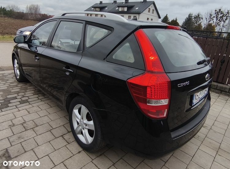 Kia Ceed 1.6 CRDi 90 Spirit - 6