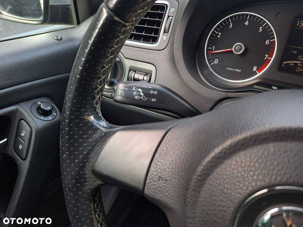 Volkswagen Polo Cross - 8