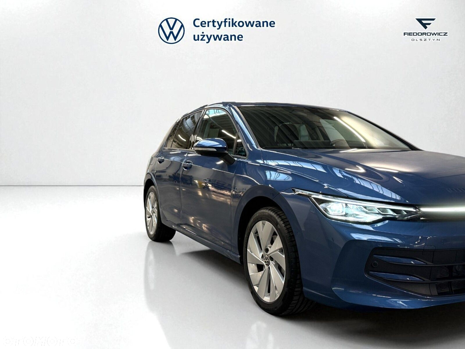 Volkswagen Golf - 4
