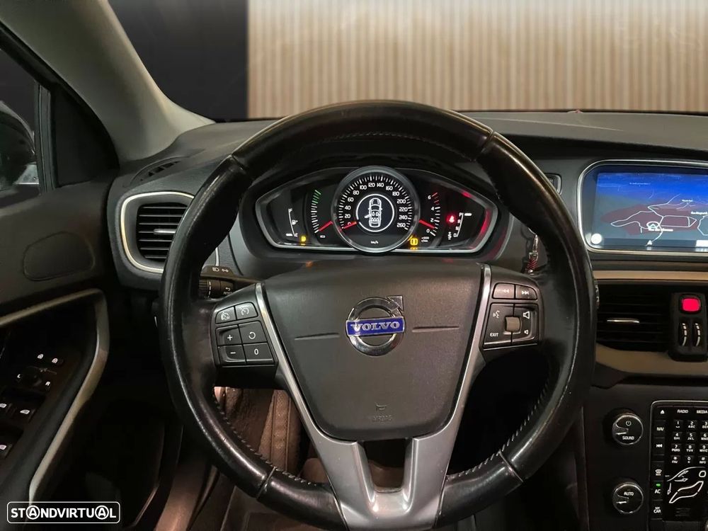 Volvo V40 Cross Country 1.6 D2 Momentum Powershift - 9