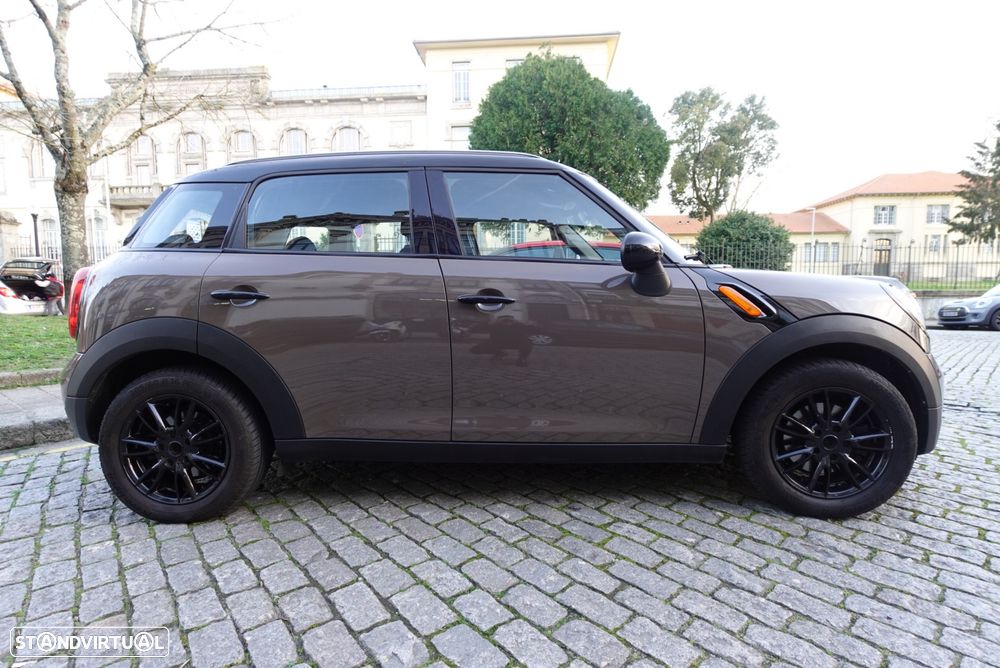 MINI Countryman Cooper D Auto - 4