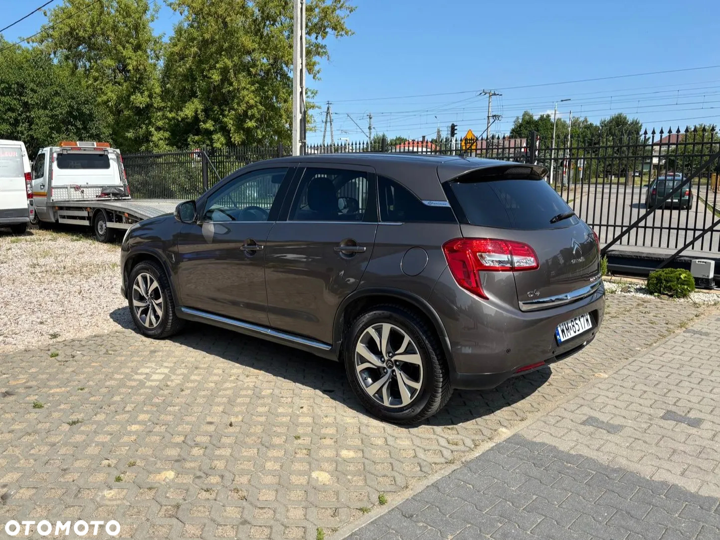 Citroën C4 Aircross - 11