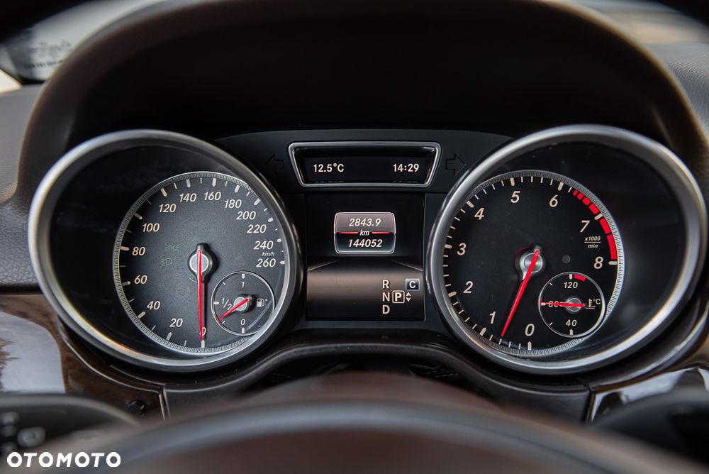 Mercedes-Benz GLE - 23