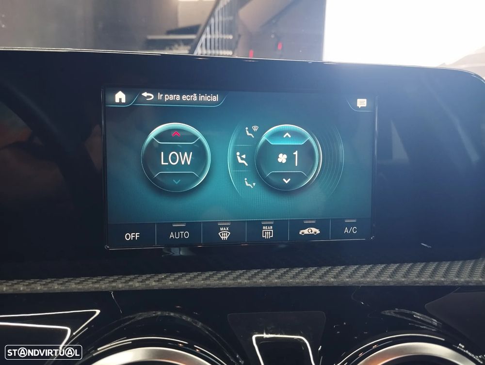 Mercedes-Benz A 180 d Style — fotografia 31