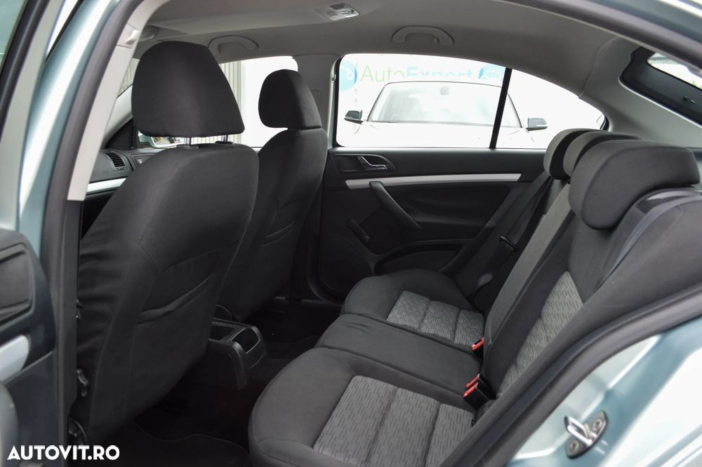 Skoda Octavia 1.6 TDI DPF Elegance - 12