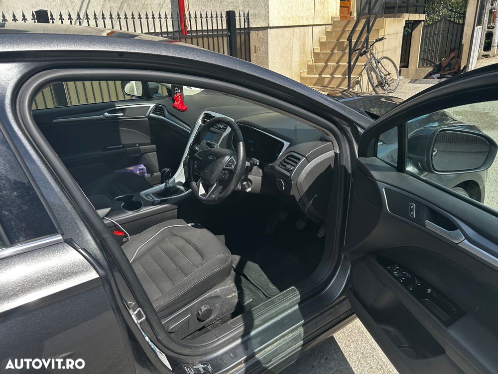 Ford Mondeo 2.0 EcoBlue Titanium - 16
