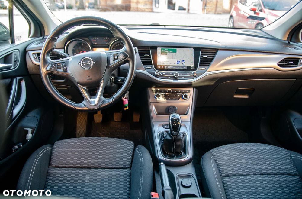 Opel Astra - 8