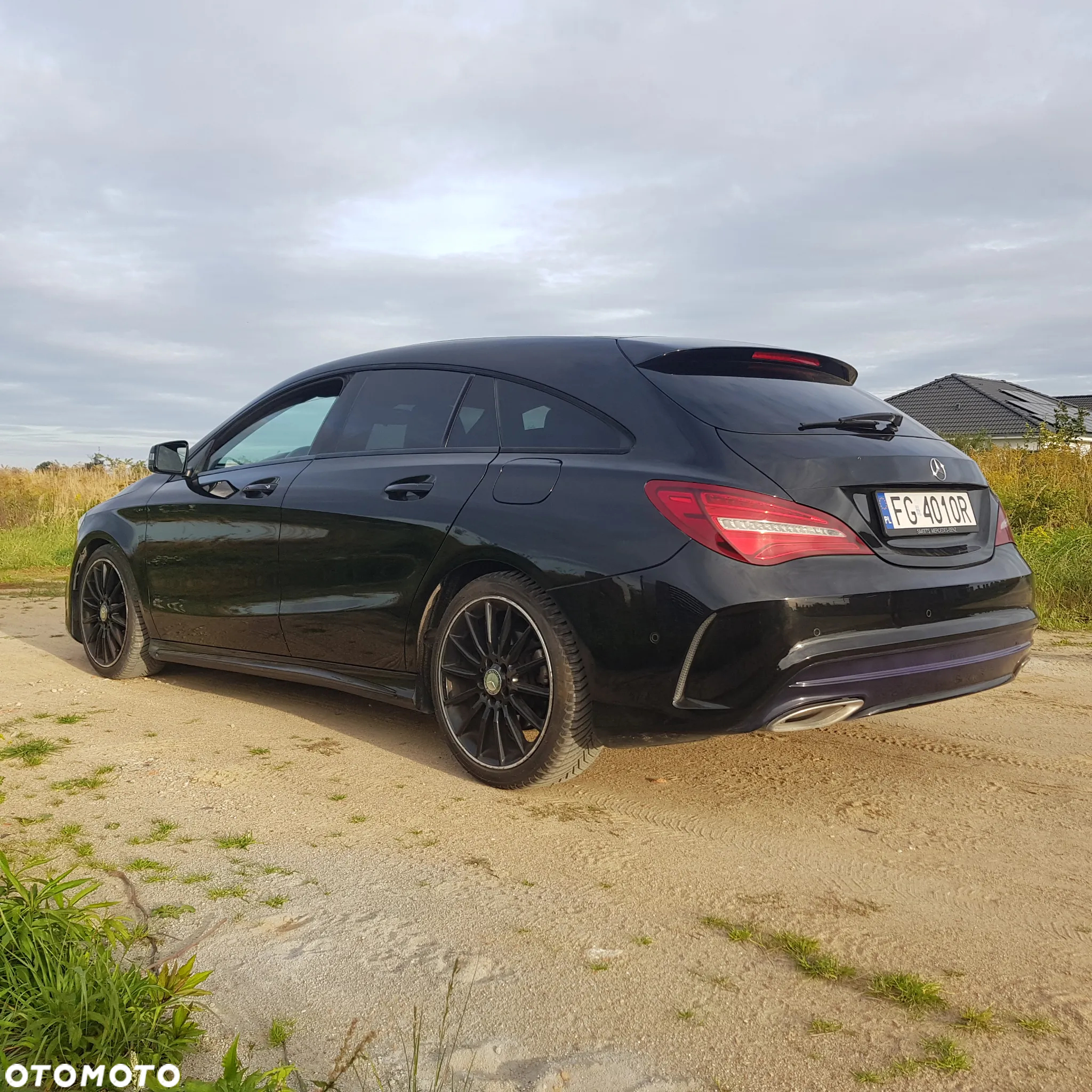 Mercedes-Benz CLA 180 AMG Line - 10