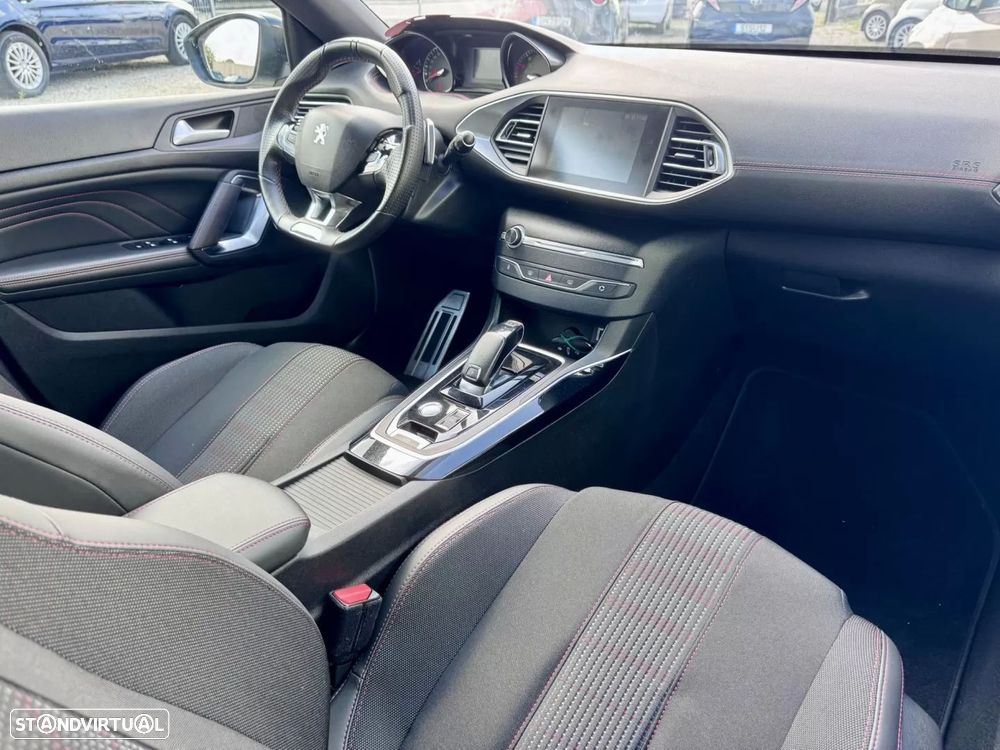 Peugeot 308 1.2 PureTech GT Pack EAT8 - 19