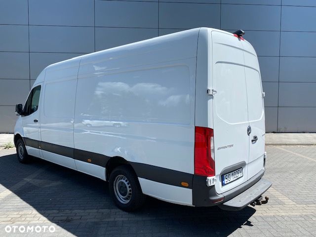 Mercedes-Benz Sprinter - 11