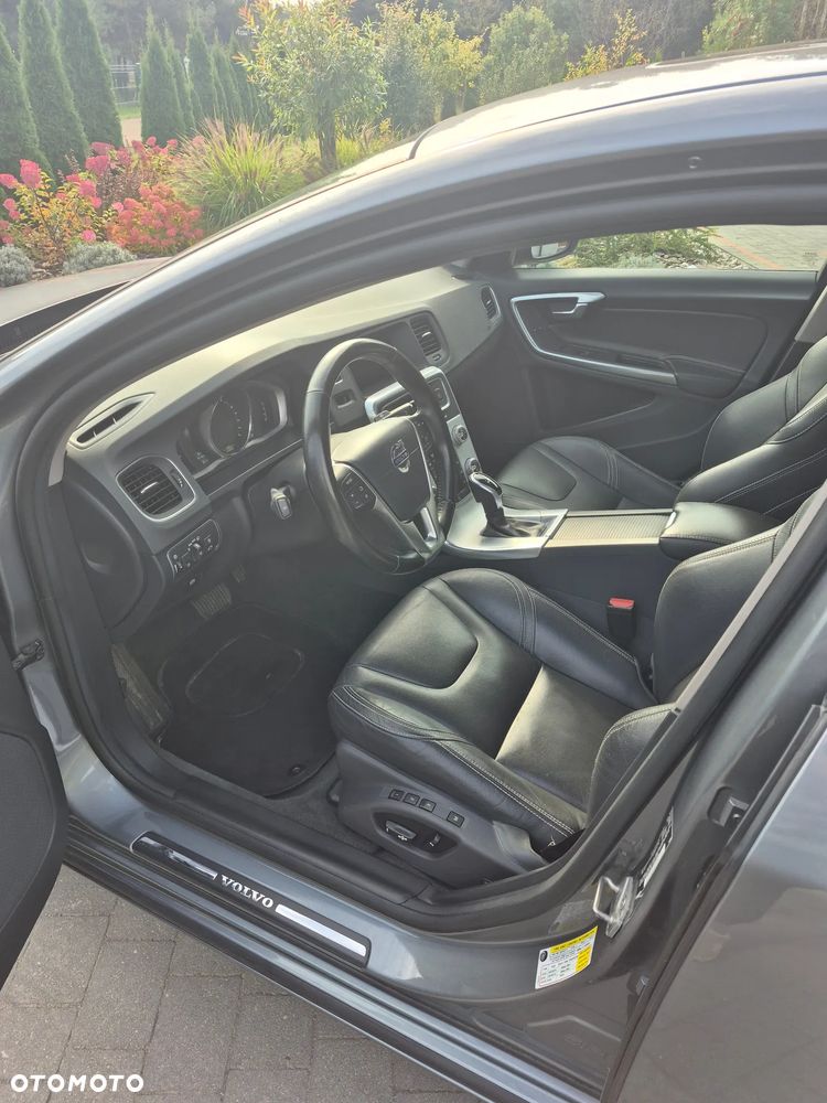 Volvo S60 - 6