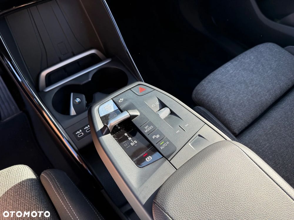 BMW Seria 2 218d - 22