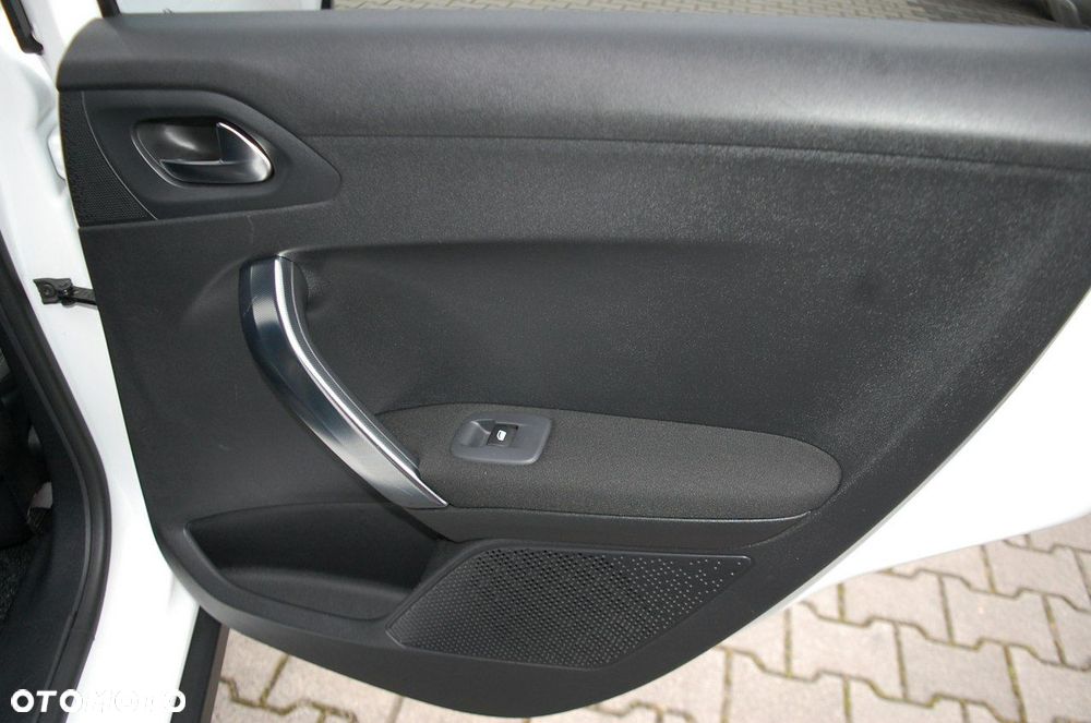 Peugeot 2008 - 33