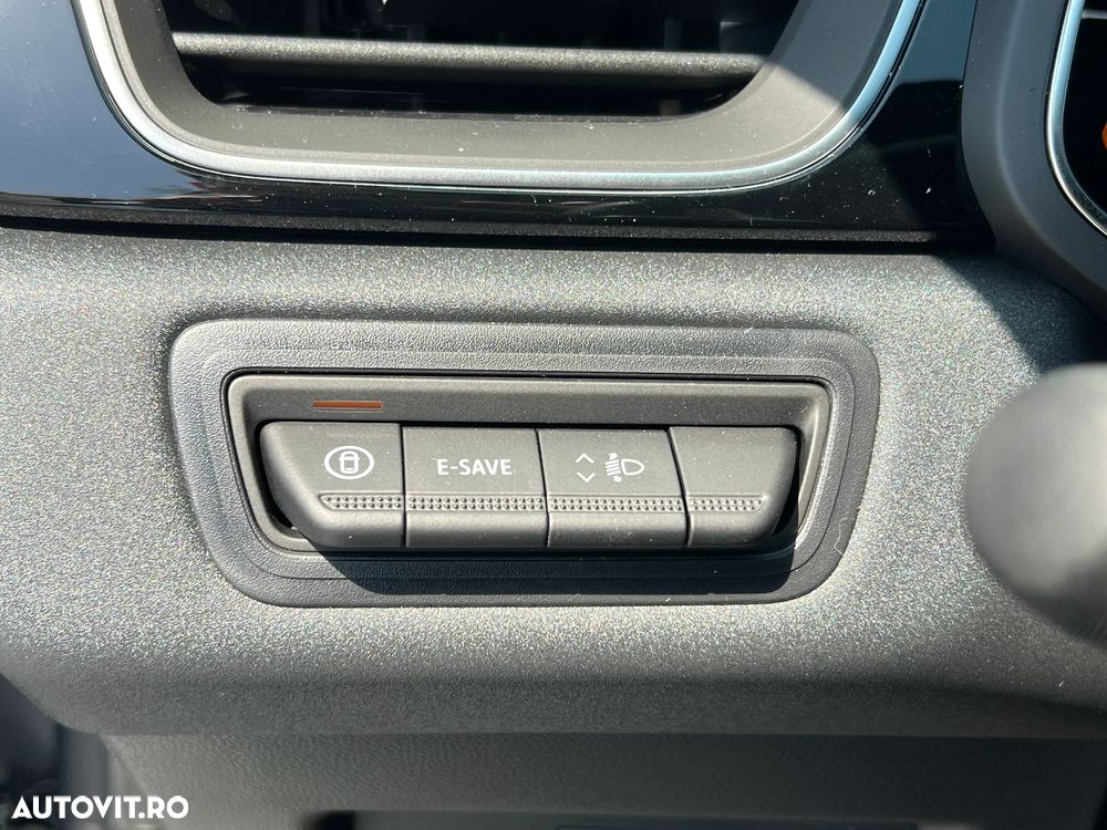 Mitsubishi Grandis - 27