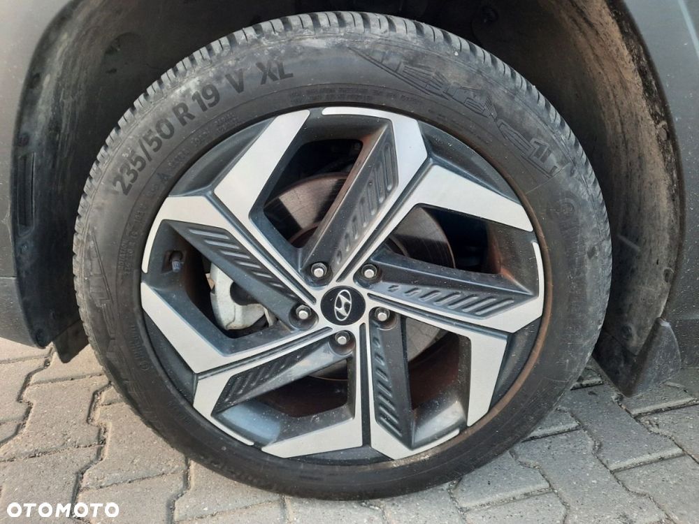 Hyundai Tucson - 11