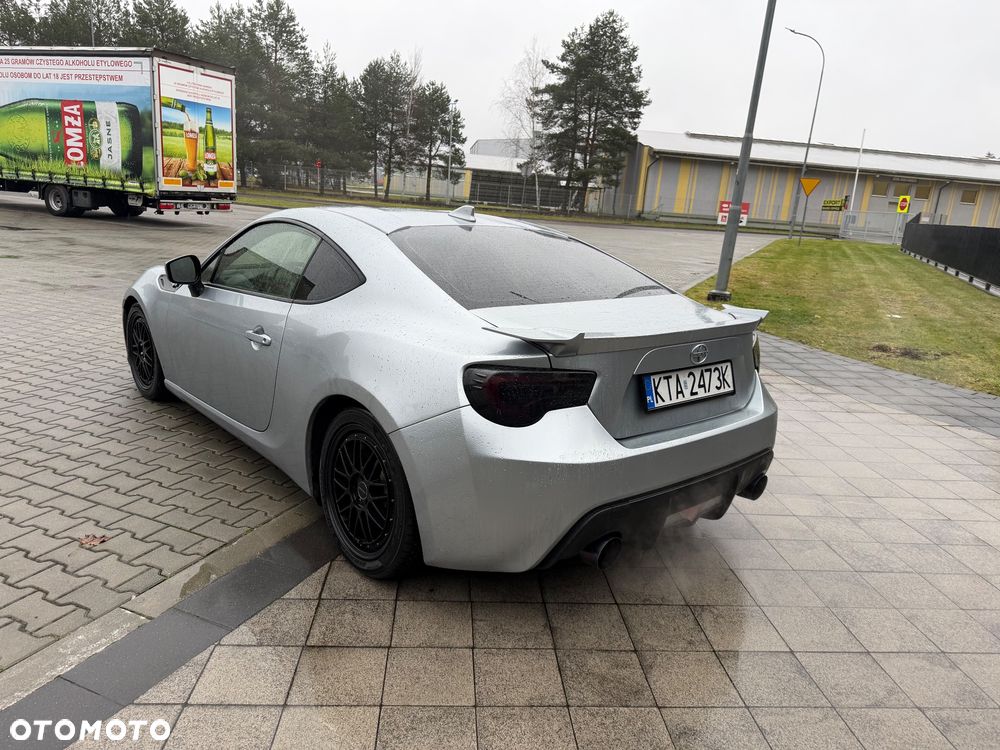 Toyota GT86 2.0 Premium EU6 - 4