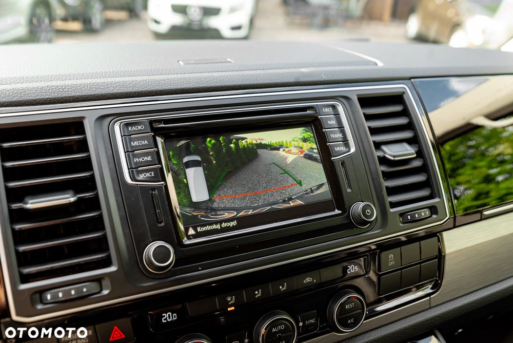 Volkswagen Multivan 2.0 TDI L1 Highline 4Motion - 39