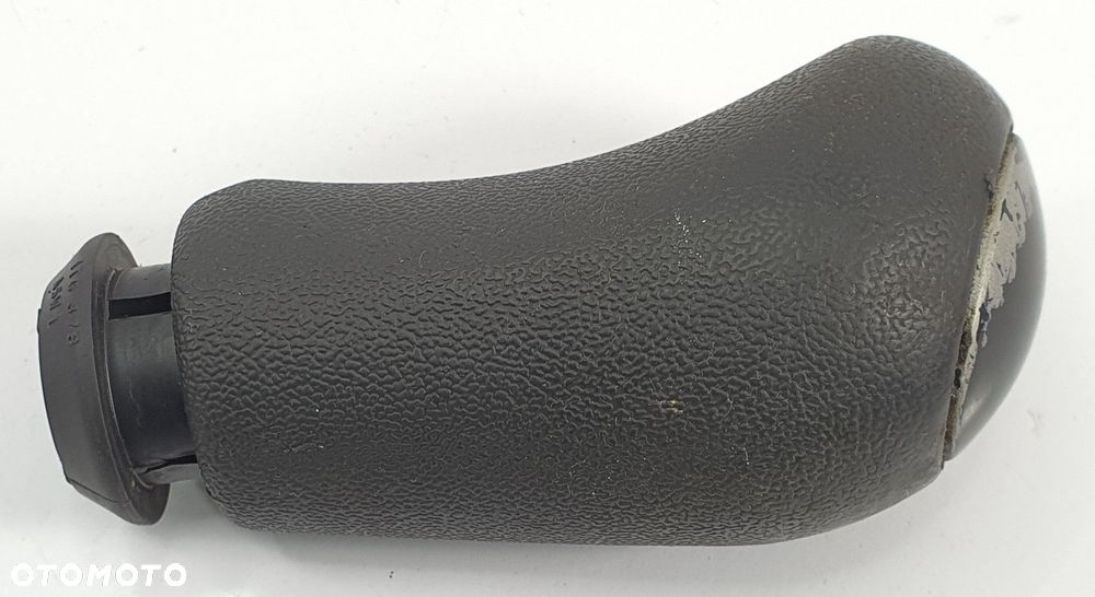 GAŁKA ZMIANY BIEGÓW RENAULT MEGANE II 8200079111 - 2