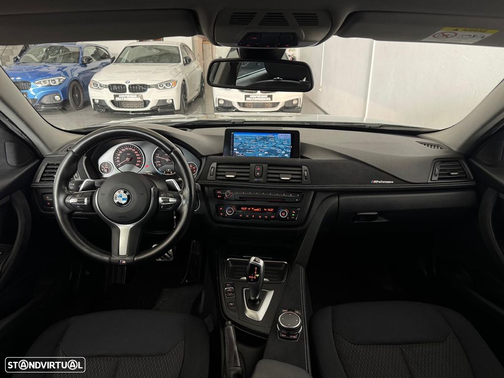 BMW 320 d Auto Pack M - 31