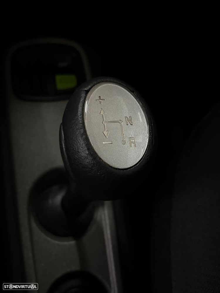 Smart ForTwo Coupé 1.0 mhd Passion 71 - 13