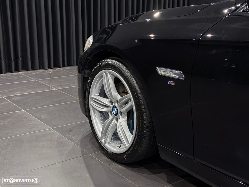 BMW 525 d Pack M - 13