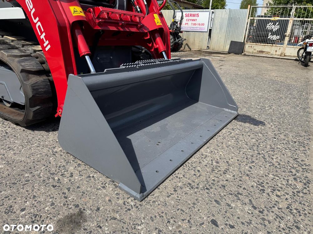 Takeuchi TL8R2 High Flow - 22