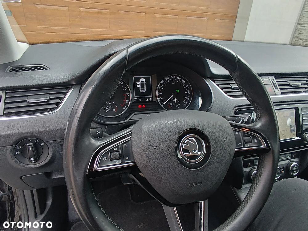 Skoda Octavia 1.6 TDI Green tec DSG Edition - 11