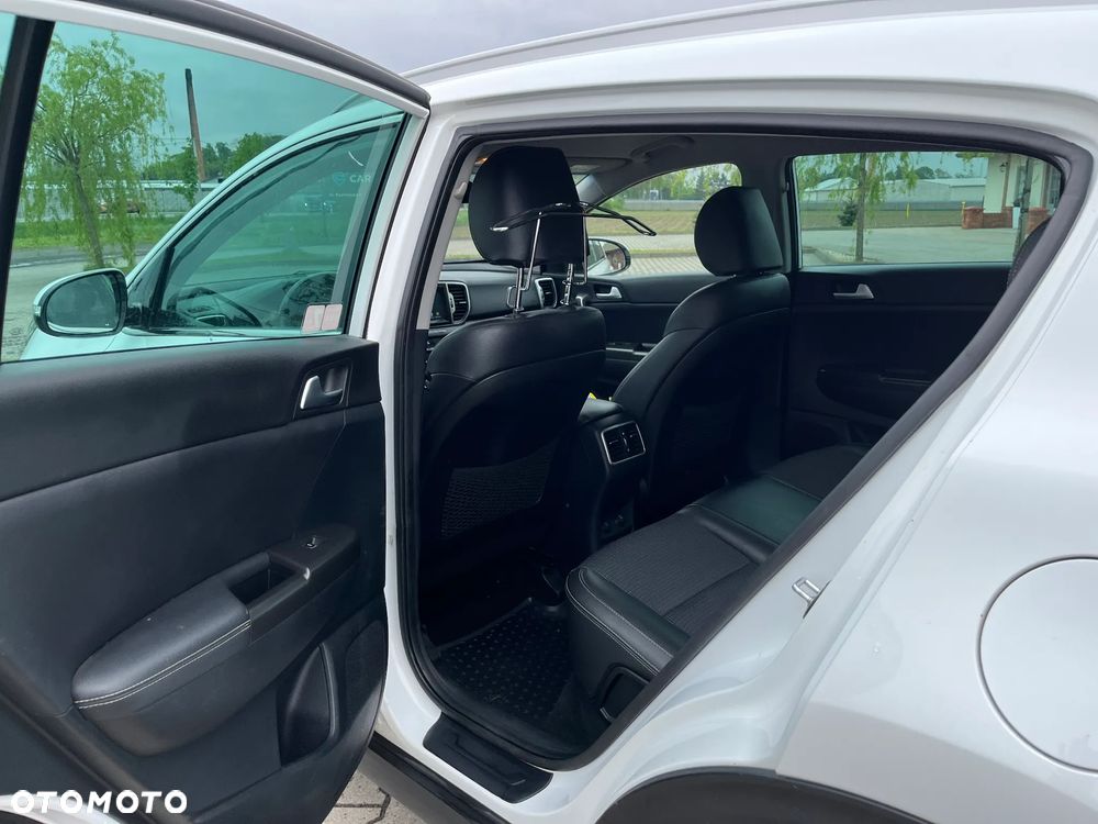 Kia Sportage 1.6 T-GDI L Business Line Plus 2WD - 4