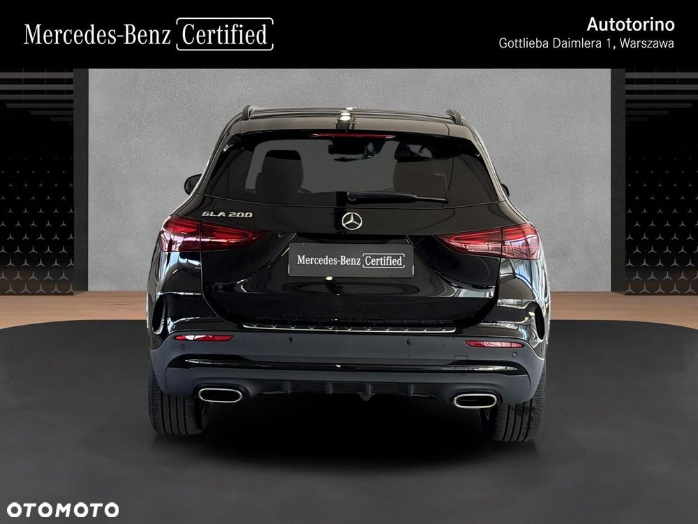 Mercedes-Benz GLA - 5