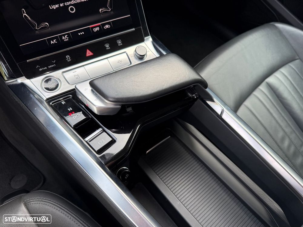 Audi e-tron 55 quattro S line - 21