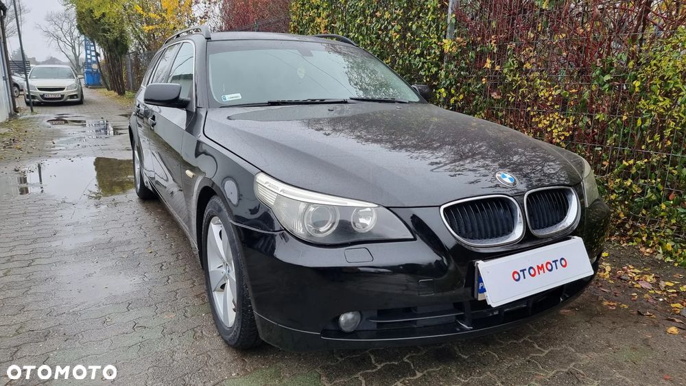BMW Seria 5 525d - 26