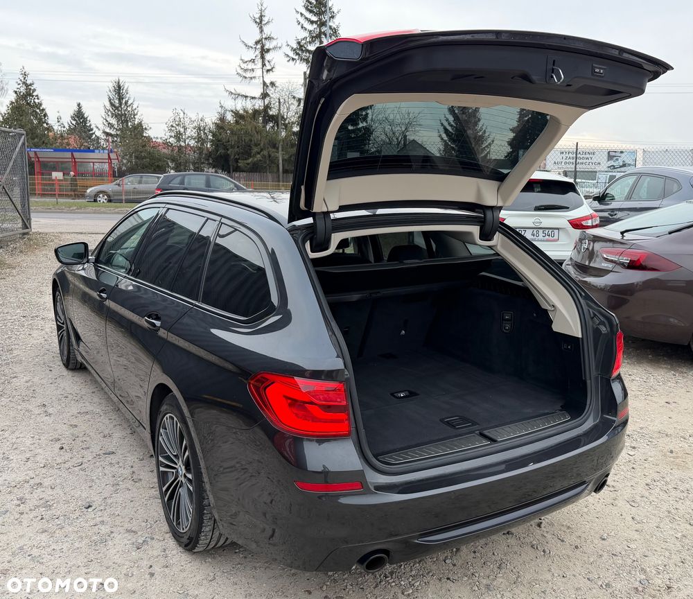 BMW Seria 5 520d M Sport Edition - 35