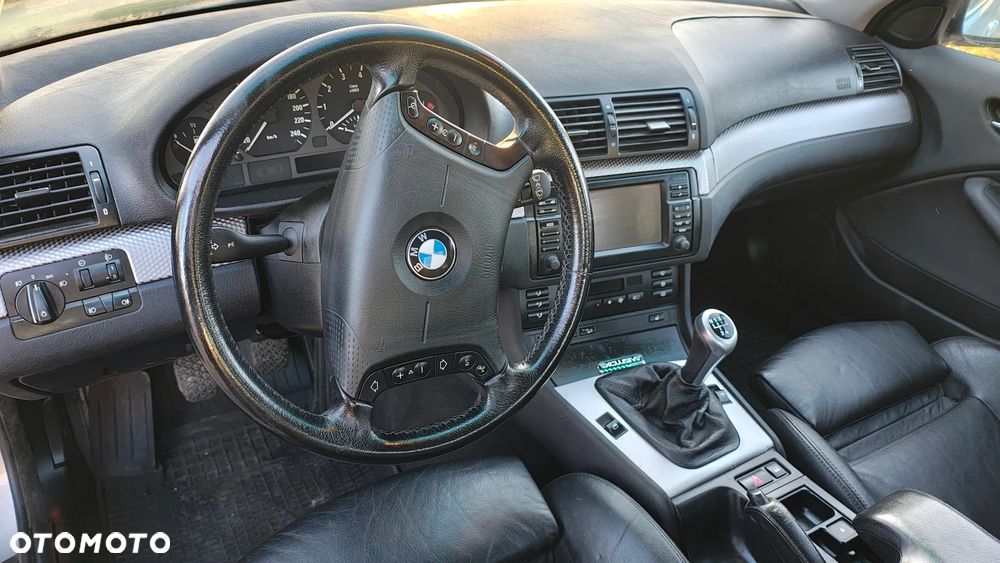 BMW Seria 3 325xi - 8