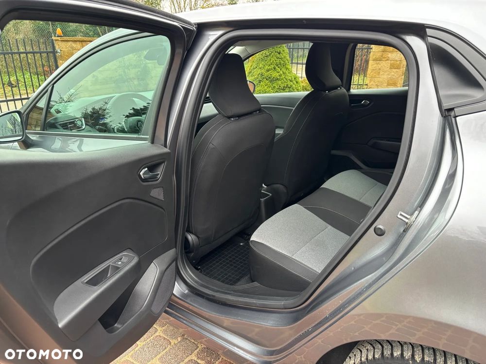 Renault Clio 1.0 TCe Evolution - 10