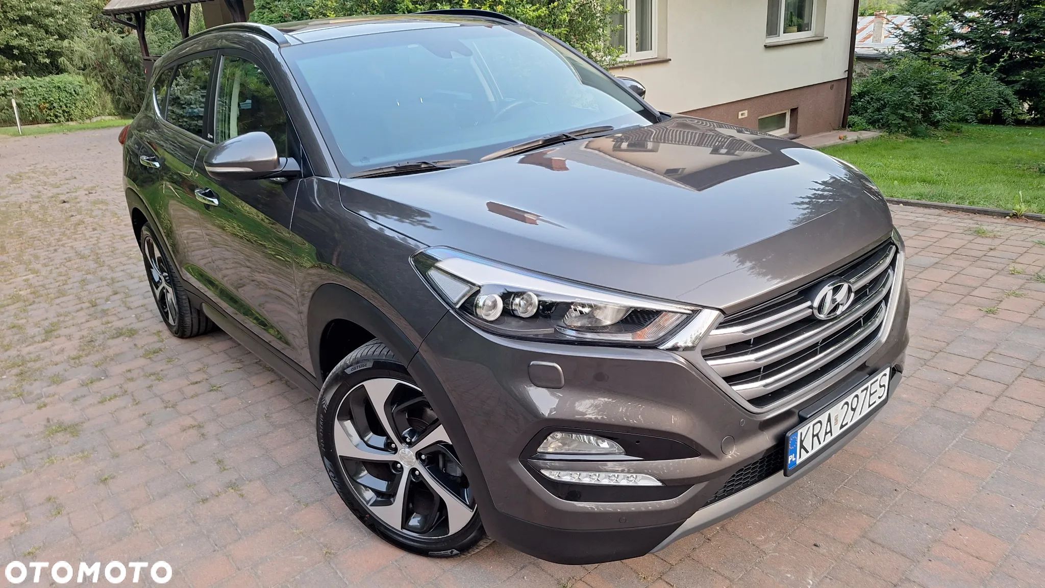 Hyundai Tucson 2.0 CRDi 4WD Automatik Advantage - 1