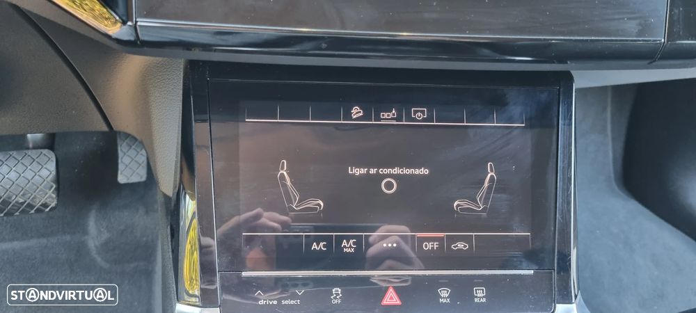 Audi e-tron 50 quattro Advanced - 23