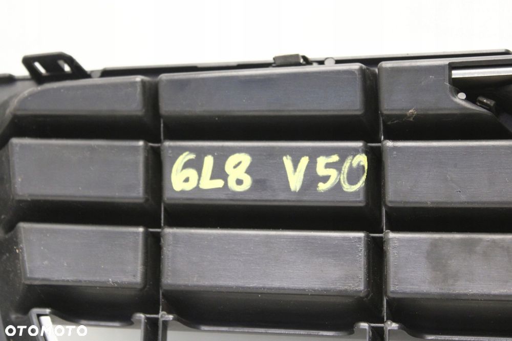 volvo v50 lift 07r- grill atrapa chłodnicy - 5