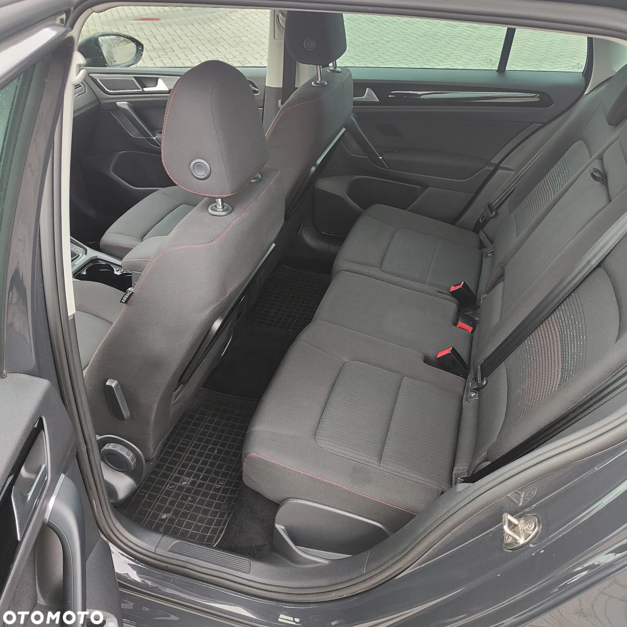 Volkswagen Golf Sportsvan VII SV 1.6 TDI Comfortline - 12