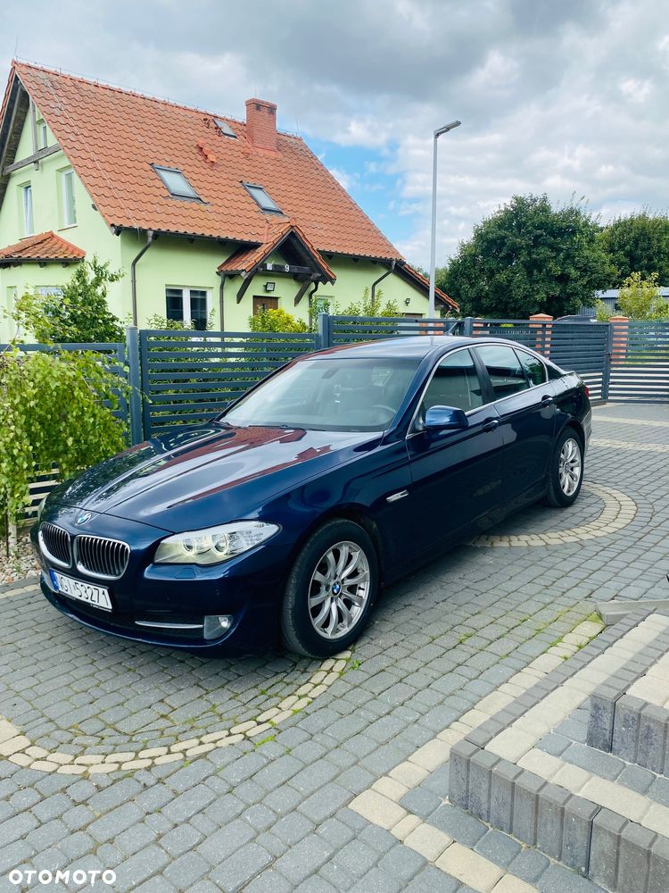 BMW Seria 5 520d Efficient Dynamics - 2