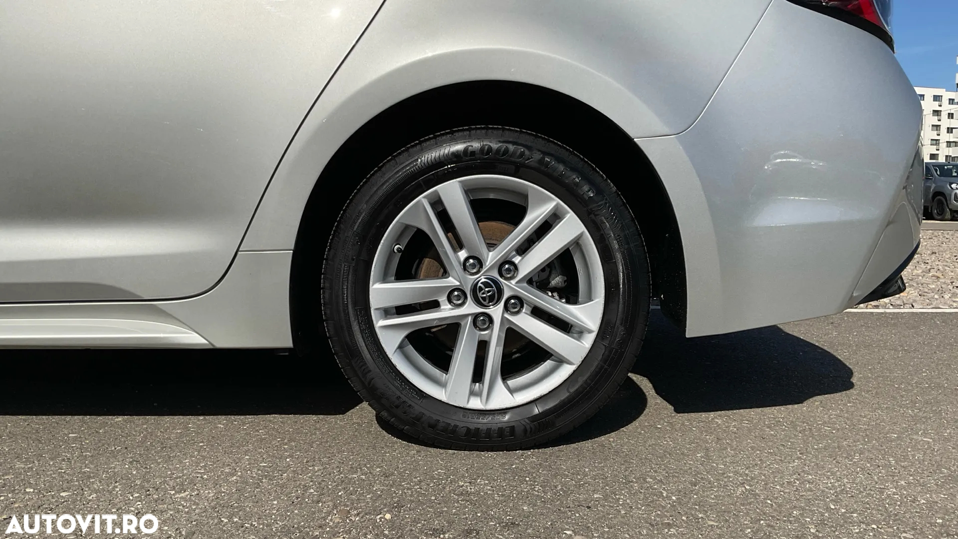 Toyota Corolla 2.0 HSD Dynamic interior Negru - 29