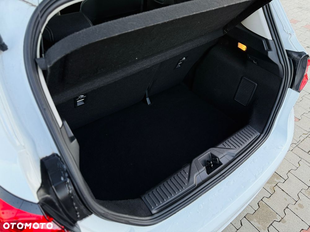 Ford Fiesta 1.0 EcoBoost Hybrid S&S TITANIUM - 20